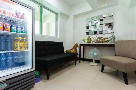San Agustin Residences Makati City Екстер'єр фото