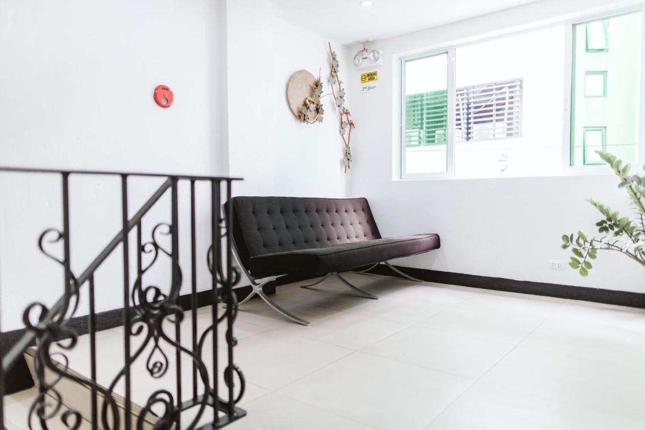 San Agustin Residences Makati City Екстер'єр фото
